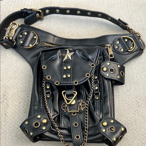 Steam punk shoulder/waist bag - Picture 1 of 3